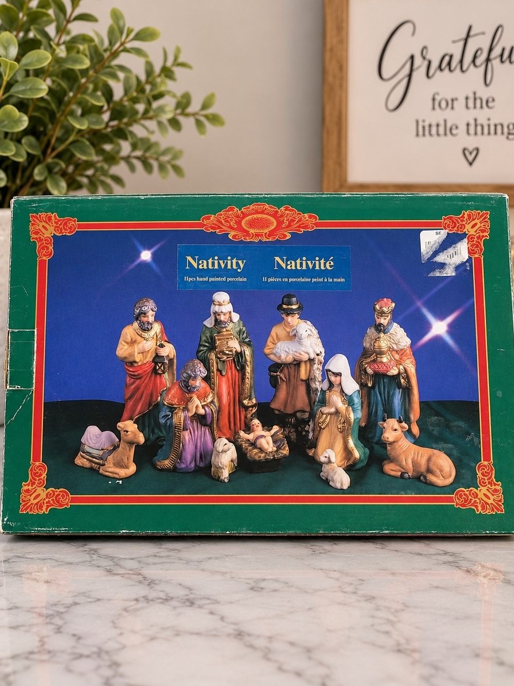 Vintage Sears 11pc Hand Painted Porcelain Nativity Set Christmas Collectible